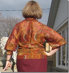 blouse untucked back